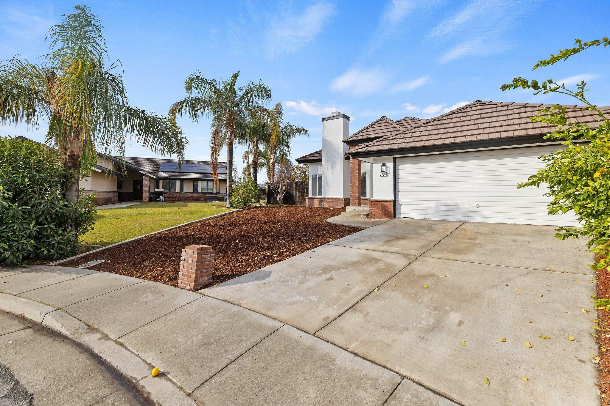 Property Photo:  7700 Netzer Court  CA 93306 