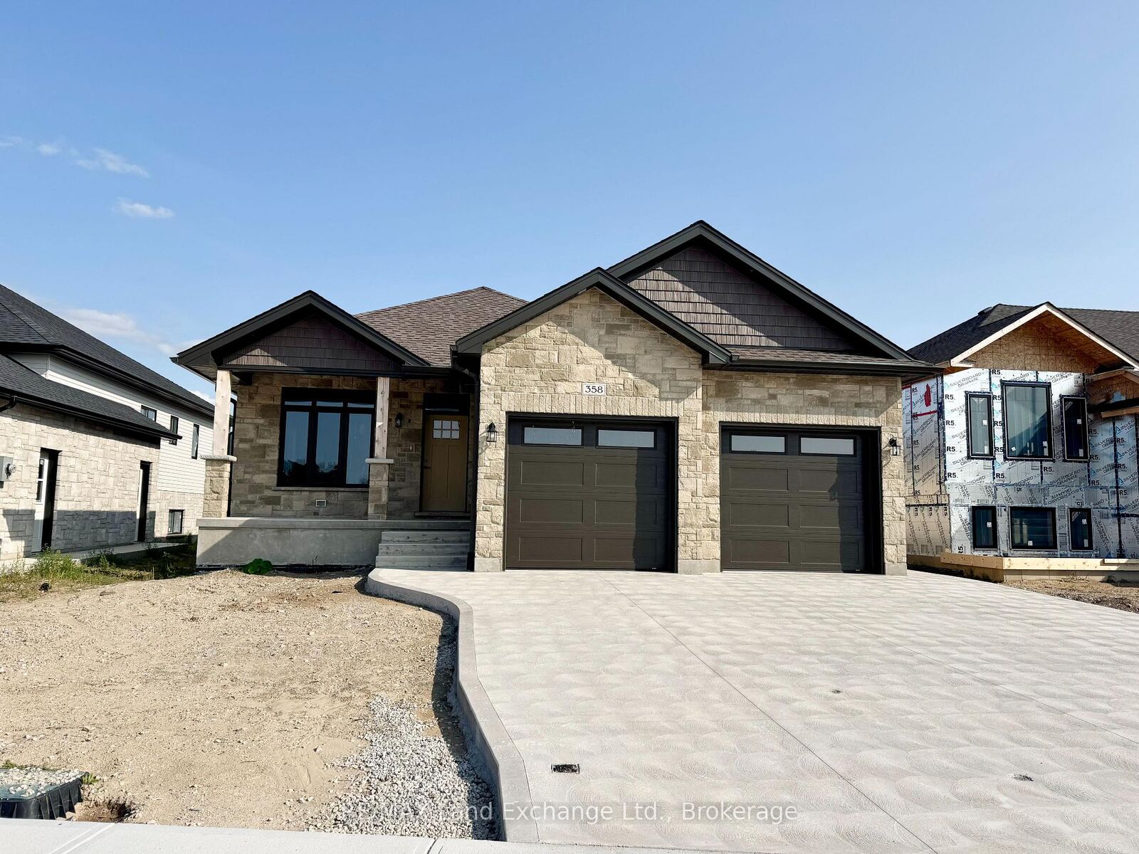 Property Photo:  358 Ivings Drive  ON N0H 2C3 