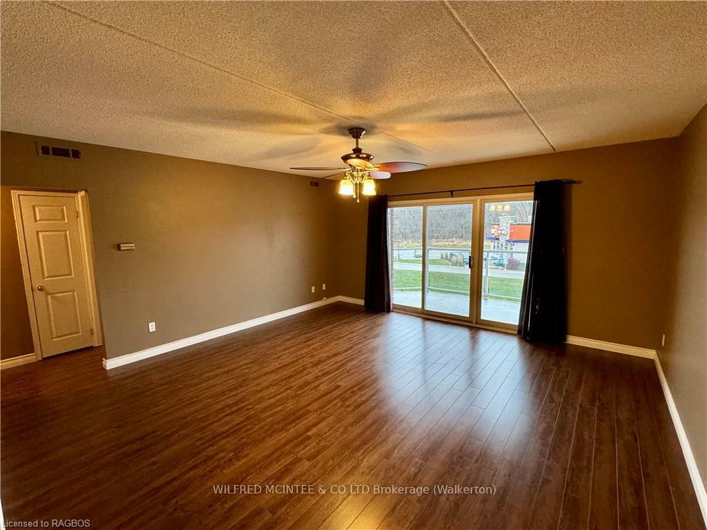 Property Photo:  203 McNabb Street 304  ON N0G 2V0 