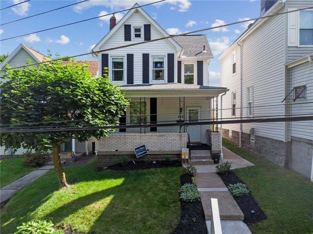 Property Photo:  225 Miami St  PA 15035 