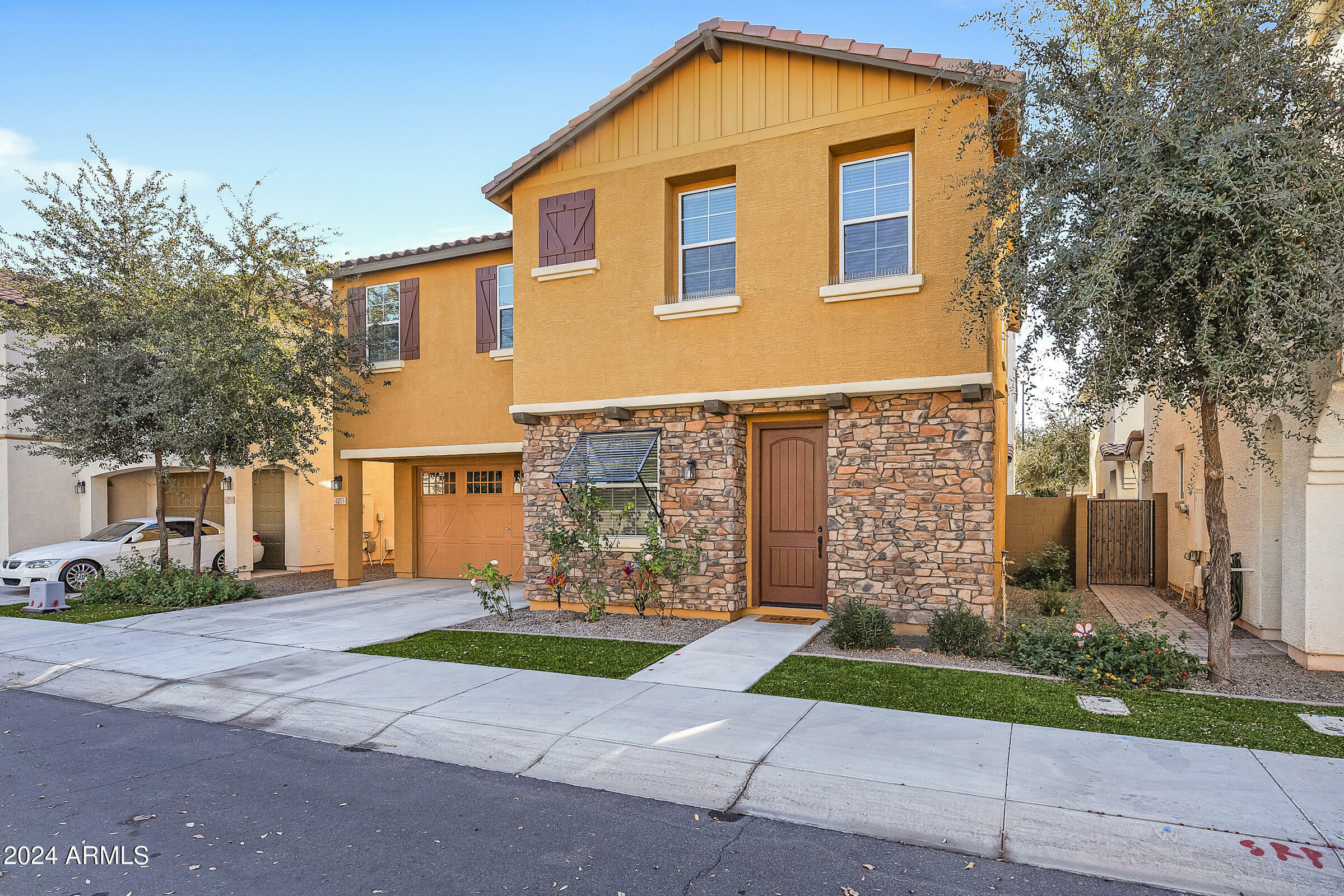 Property Photo: 4253 E Toledo Street AZ 85295