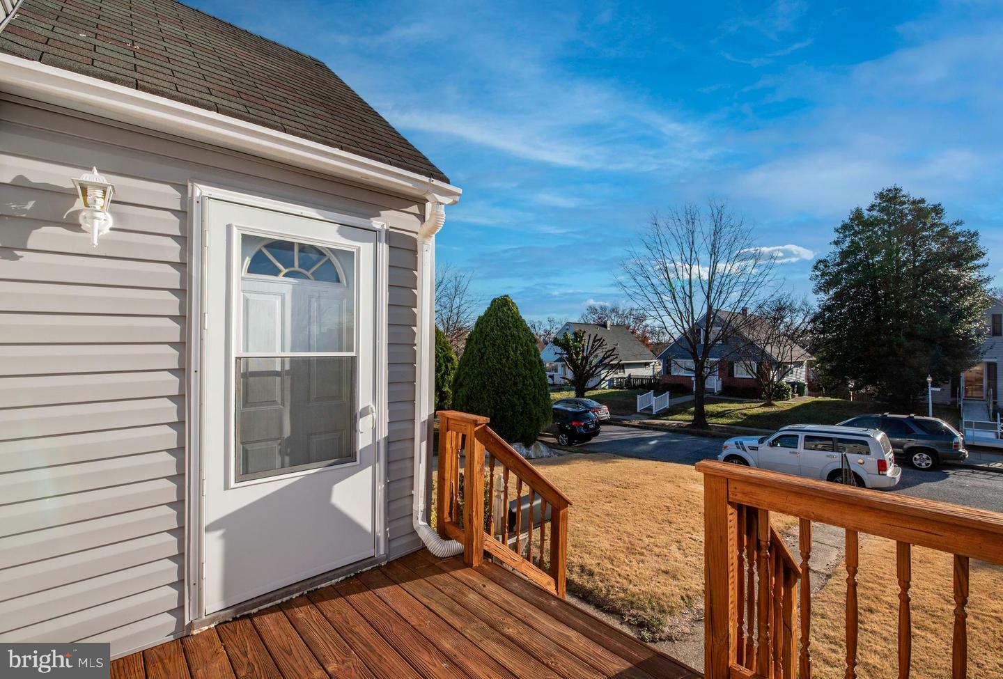 Property Photo:  2702 Chesley Avenue  MD 21234 