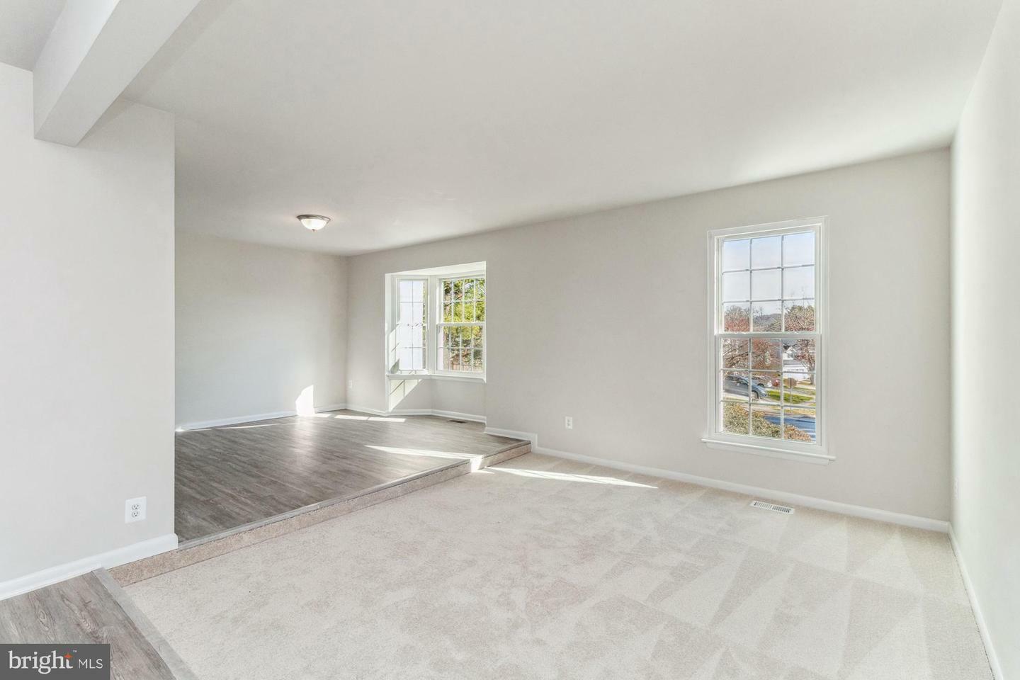 Property Photo:  706 Farnham Place  MD 21014 