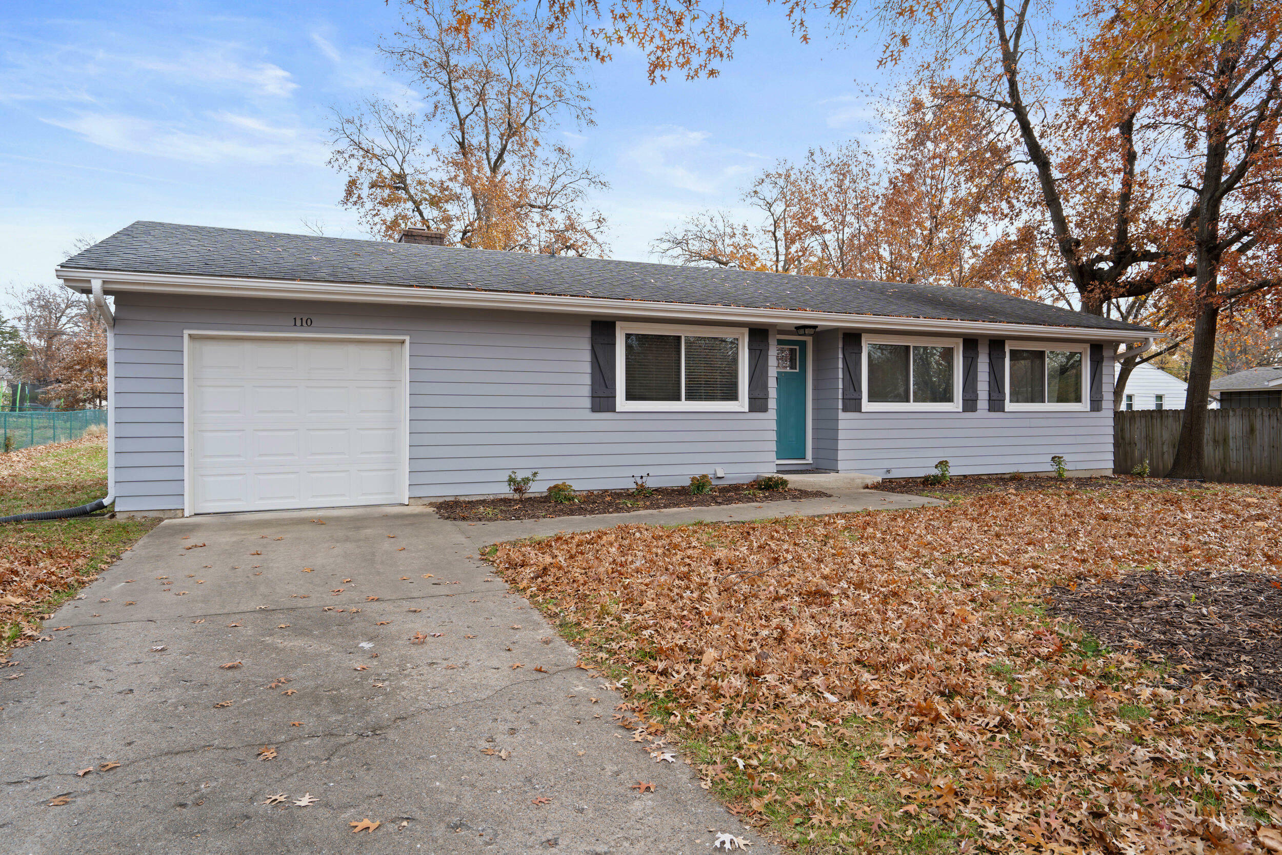 Property Photo:  110 Dundee Dr  MO 65203 