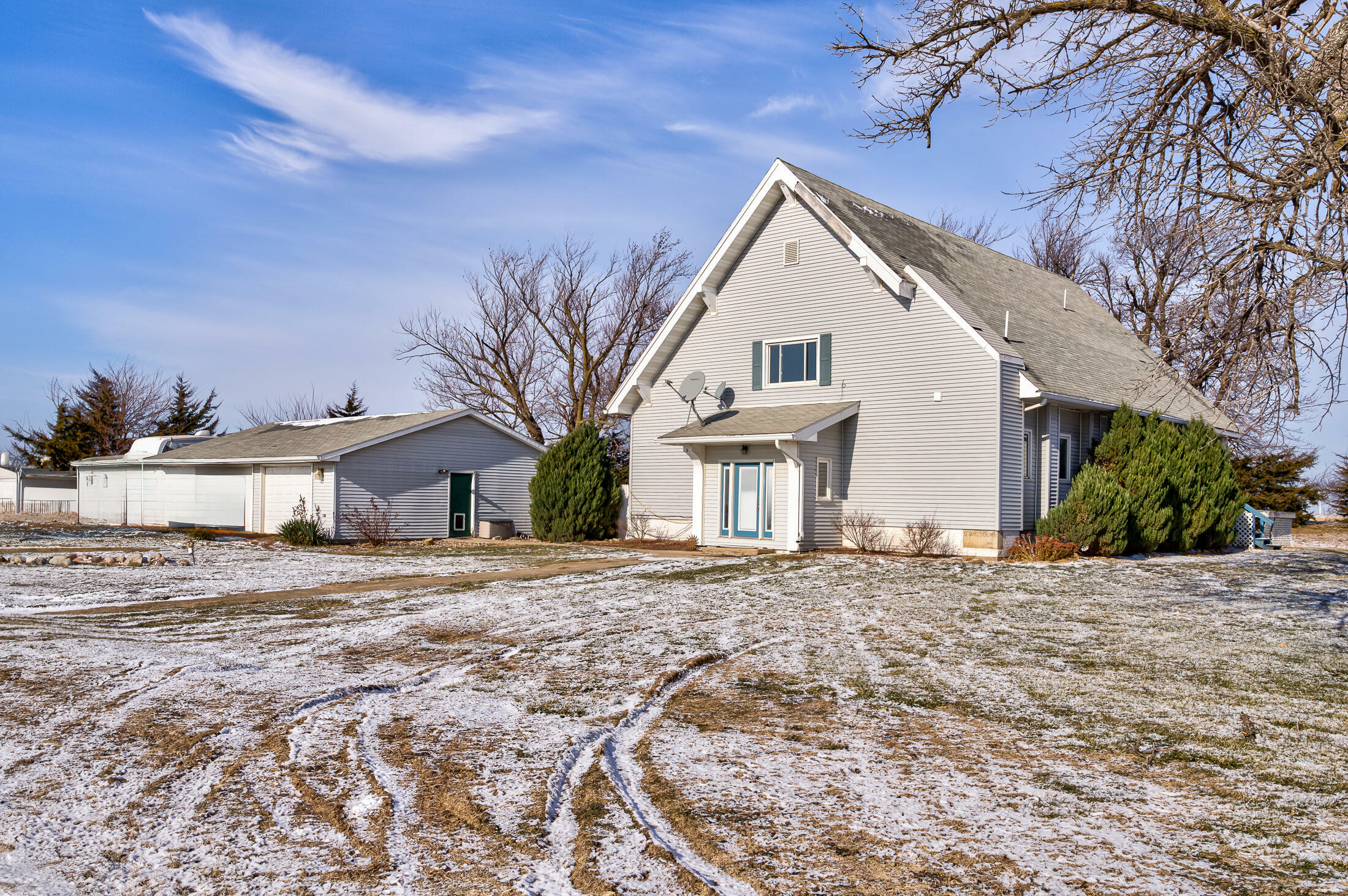 Property Photo:  1597 120th Street  IA 50036 