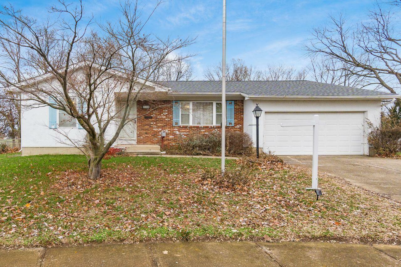 Property Photo:  3108 Telham Drive  OH 43204 