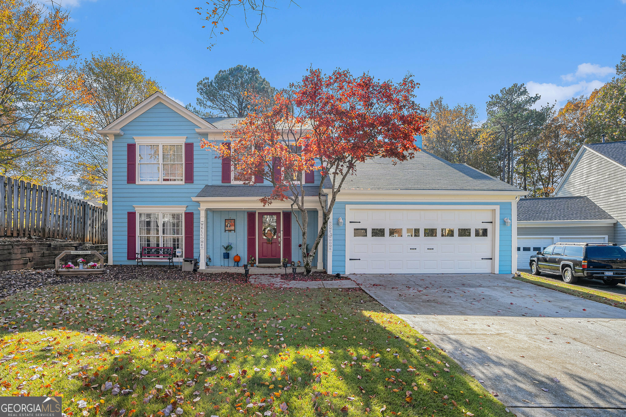 Property Photo:  180 Thatching Lane  GA 30022 