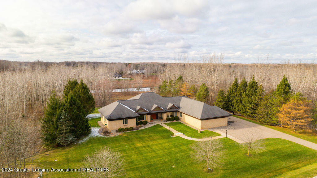 Property Photo:  109 Daggertail Lane  MI 48864 