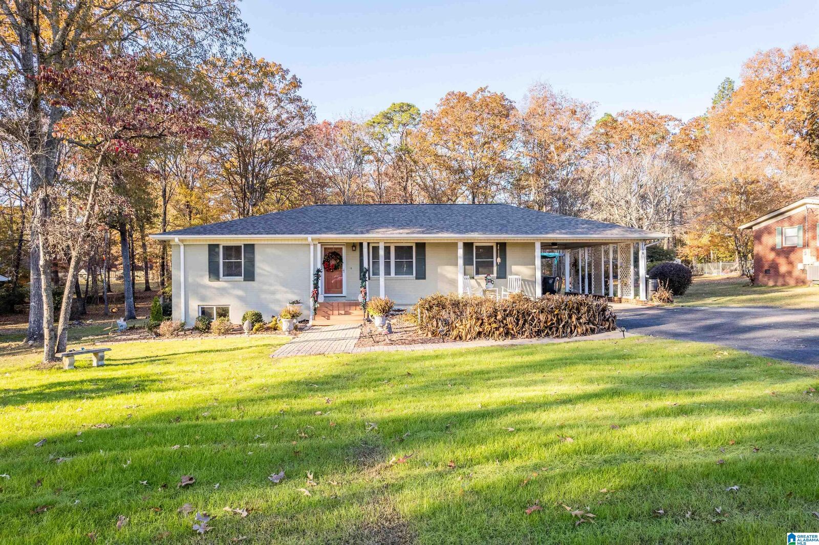 Property Photo: 1108 Shady Lane AL 35503