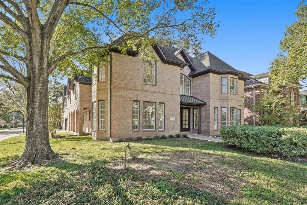 Property Photo:  3603 Maroneal Street  TX 77025 