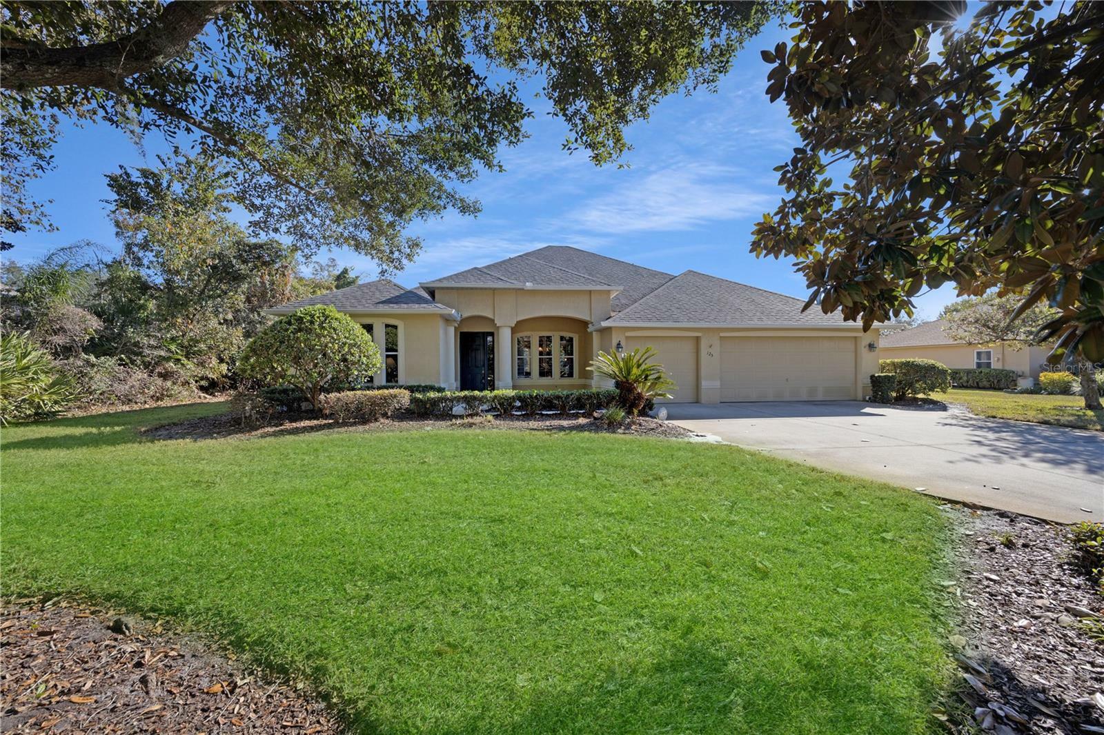 Property Photo:  125 Alexandra Woods Drive  FL 32713 