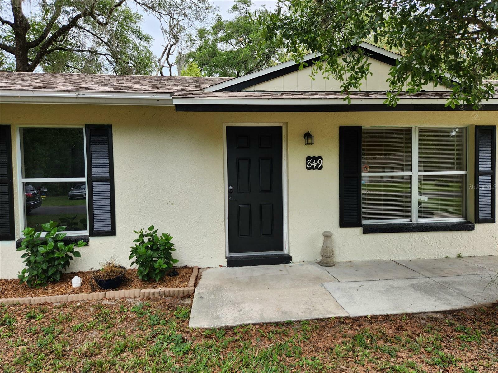 Property Photo:  849 Orange Oak Dr  FL 32763 