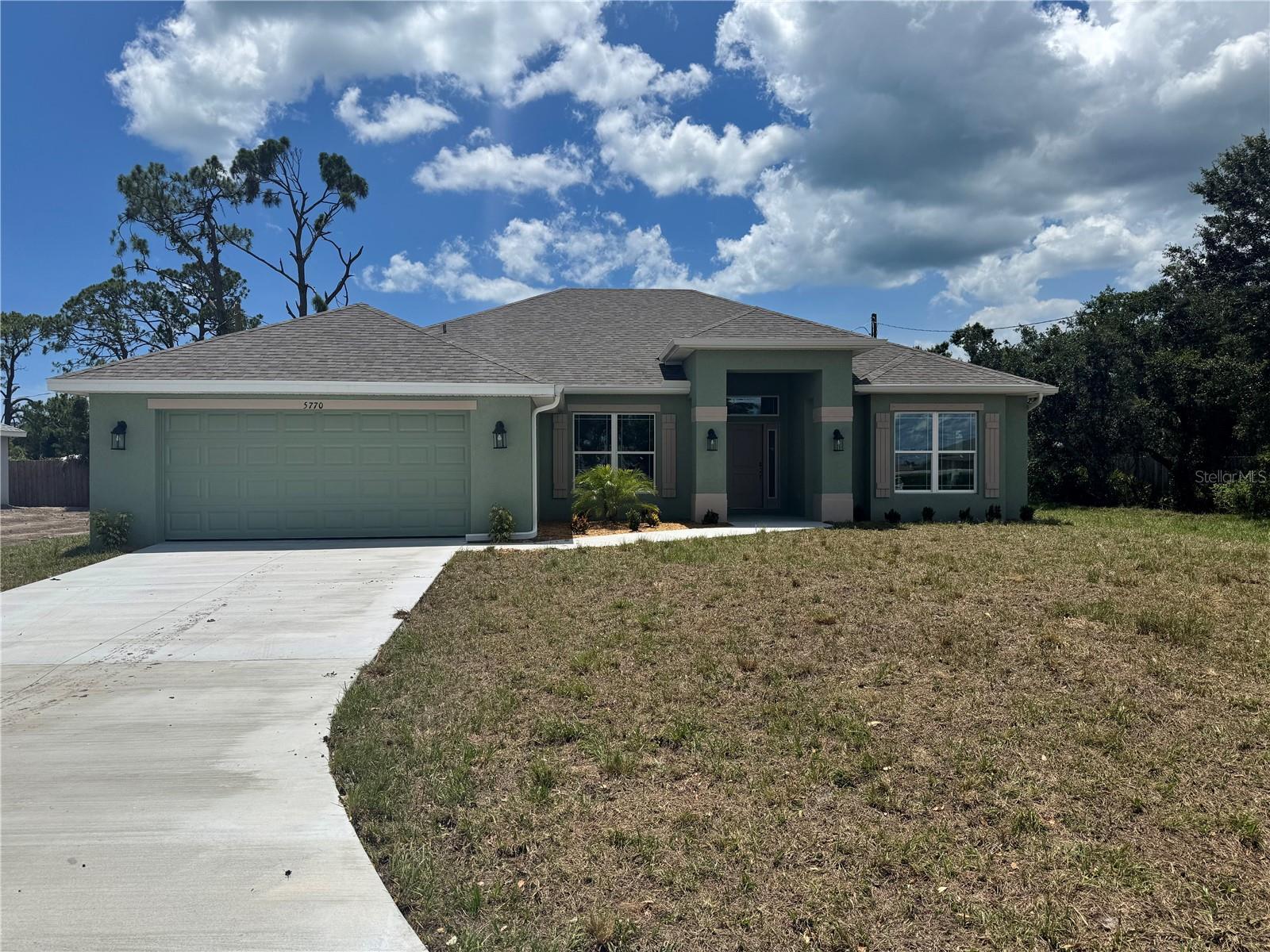 Property Photo:  5770 Englewood Rd.  FL 34293 