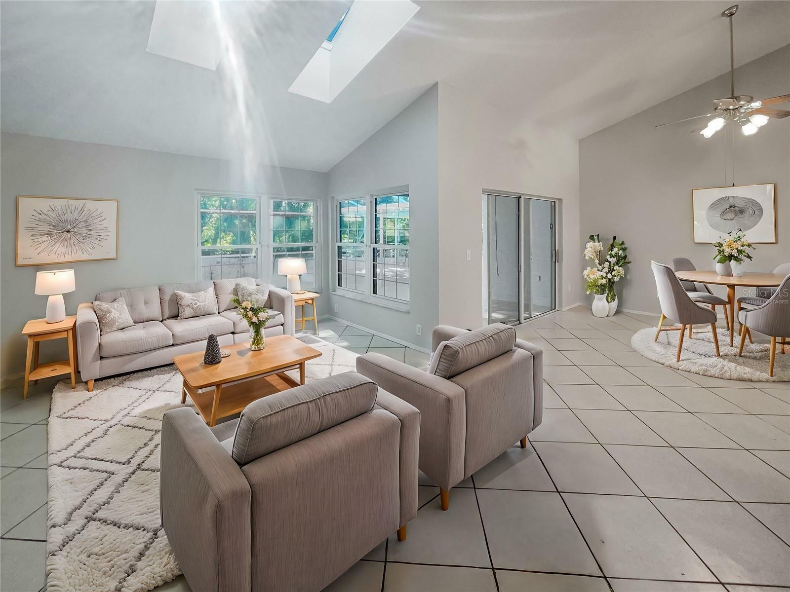 Property Photo: 104 Vista Avenue FL 32726