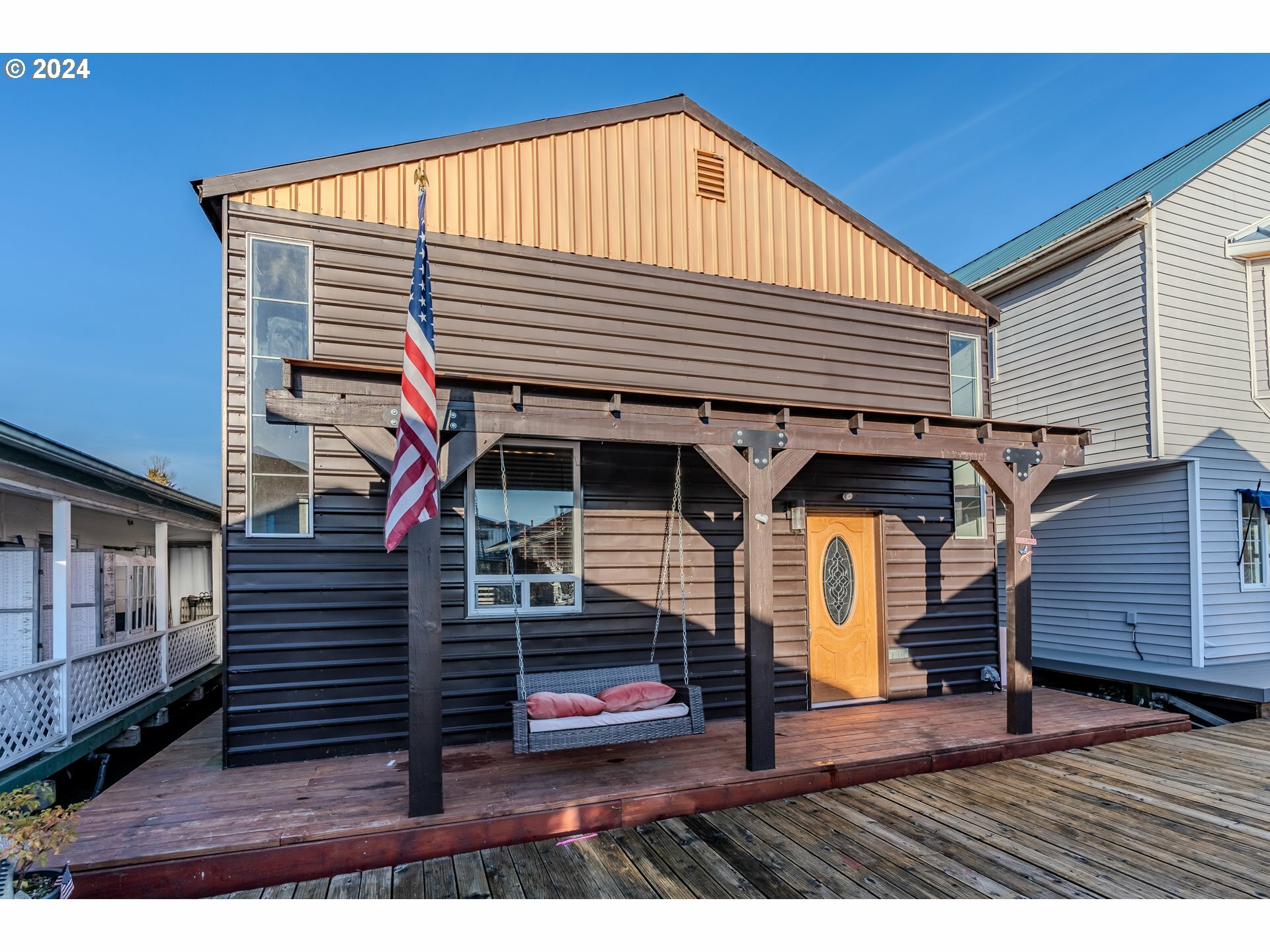 34326 Johnsons Landing Rd.  Scappoose OR 97056 photo