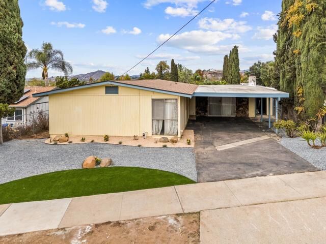 Property Photo: 1696 Bartram Way CA 92019