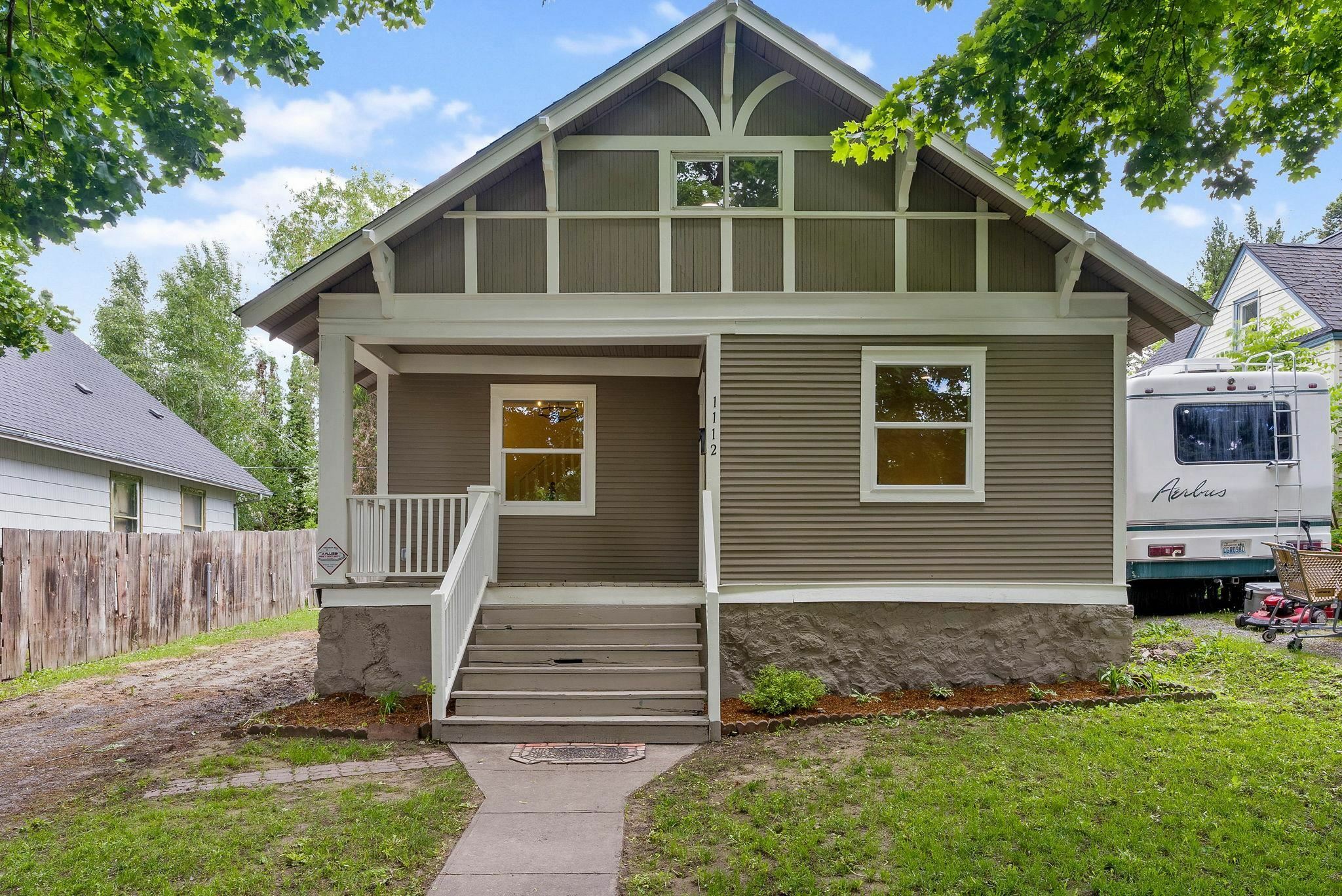 Property Photo:  1112 E 13th Ave  WA 99202 