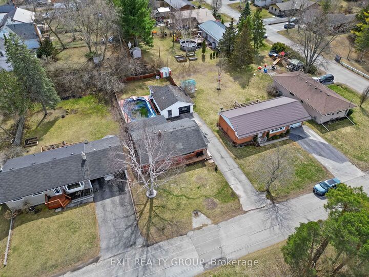 Property Photo:  65 Elizabeth St  ON K0K 3E0 