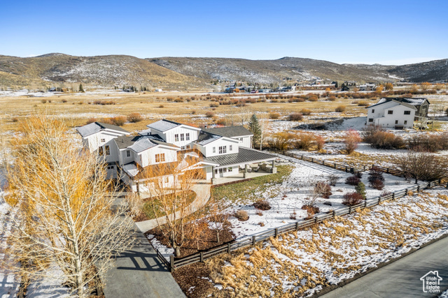 Property Photo: 4846 Old Meadow Ln UT 84098