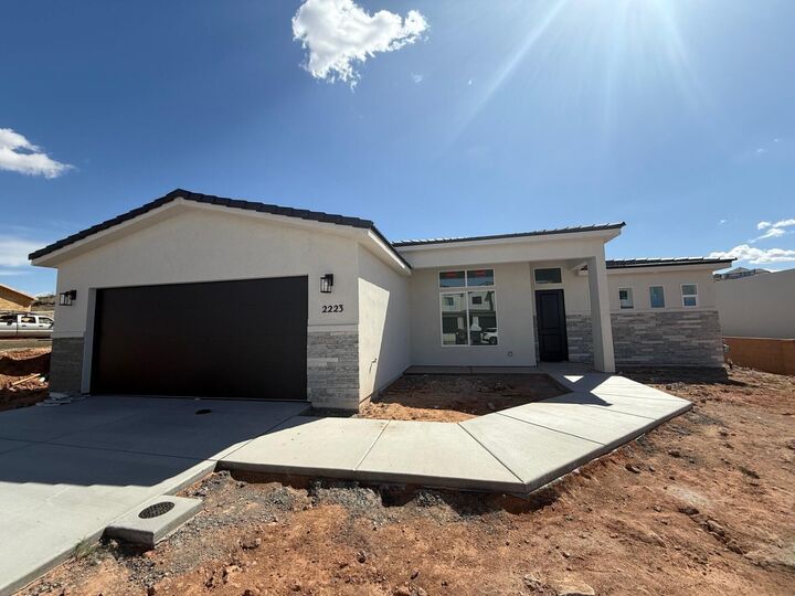Property Photo:  2223 W 380 S  UT 84737 