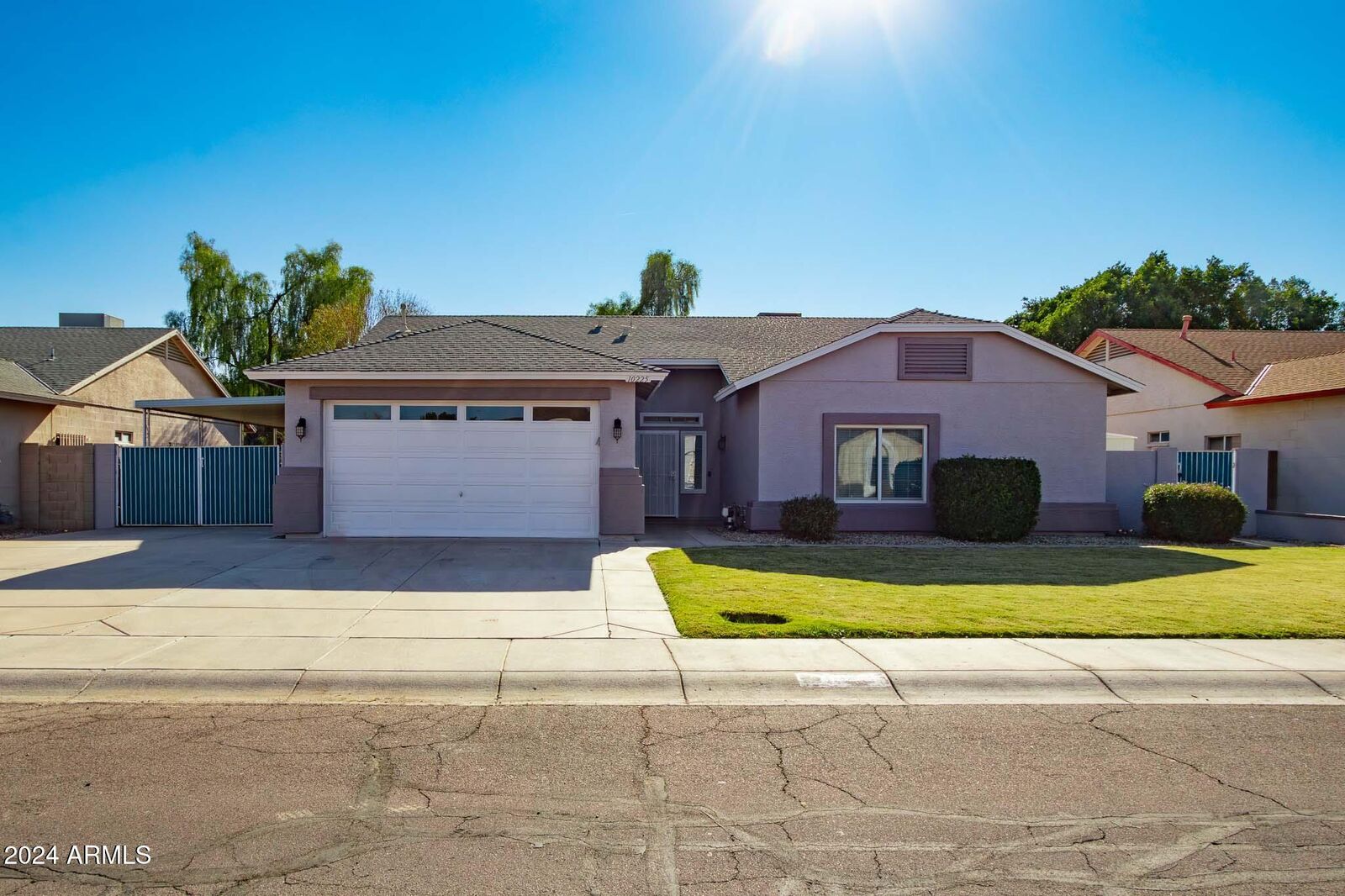 Property Photo:  10225 W Denton Lane  AZ 85307 
