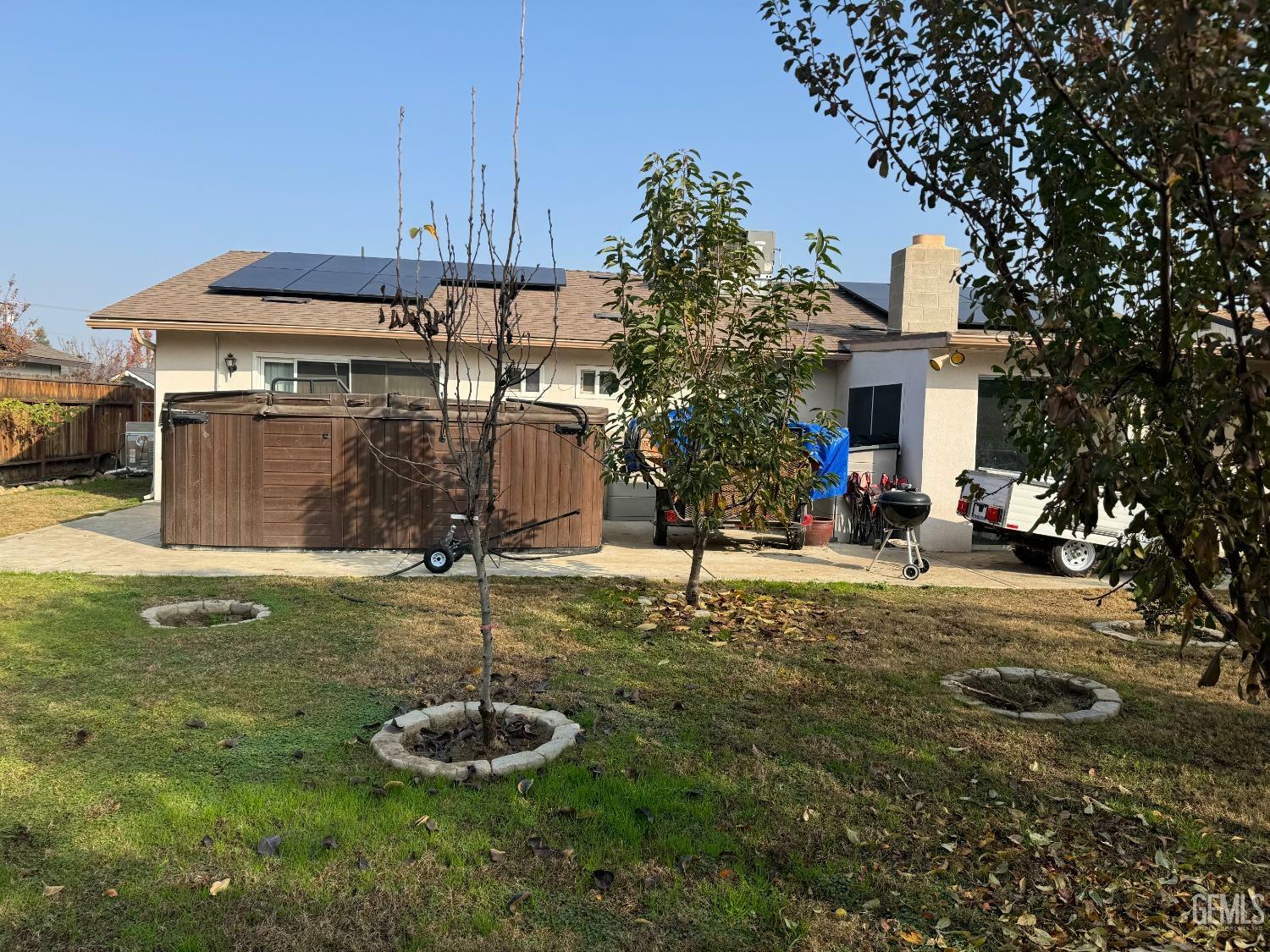 Property Photo:  6309 Sundale Avenue  CA 93309 