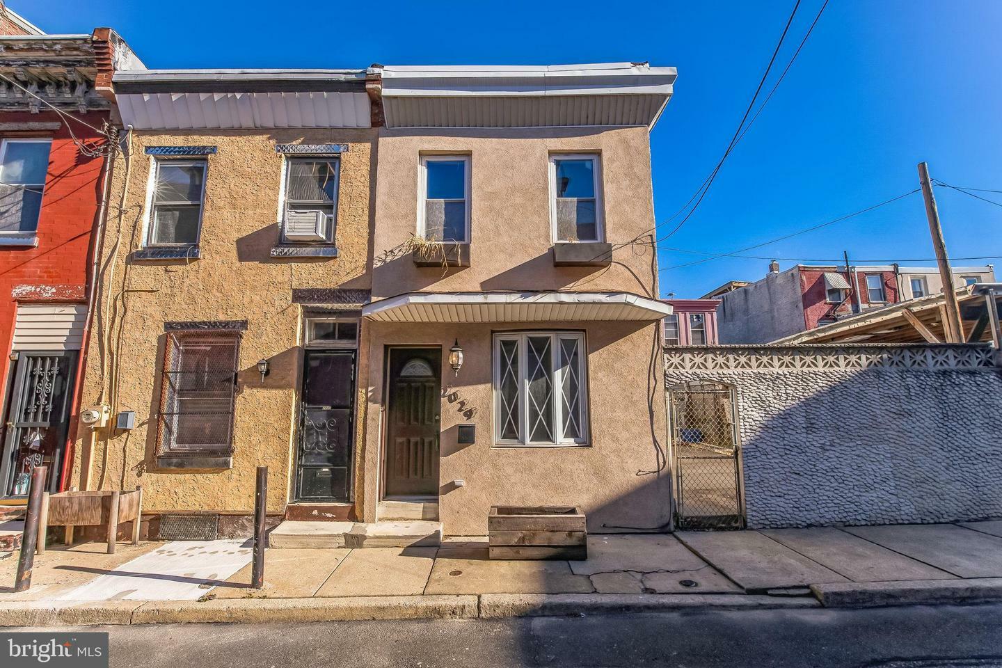 Property Photo:  2029 Waterloo Street  PA 19122 