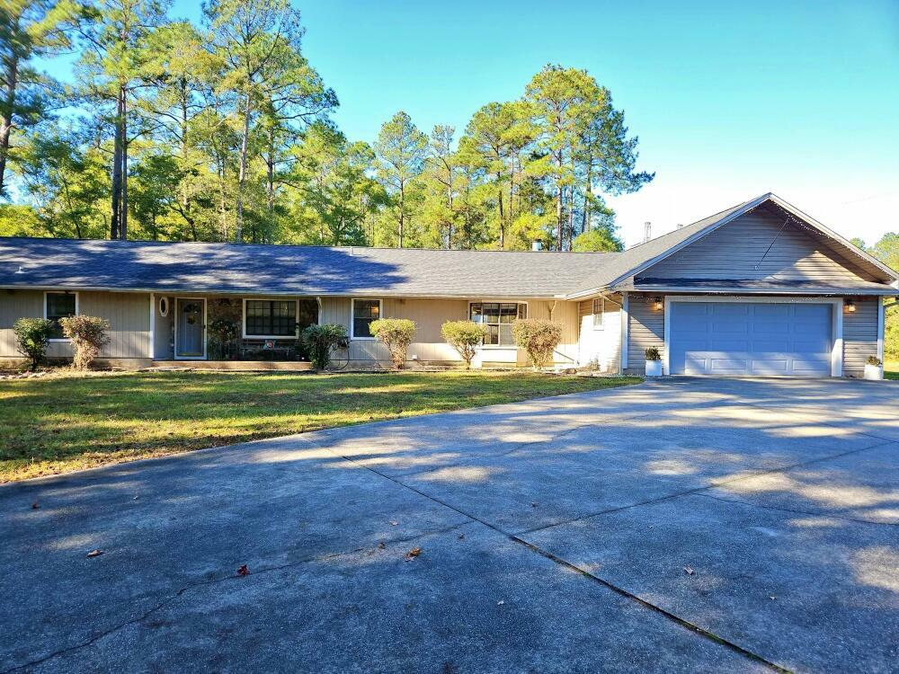 Property Photo:  4610 Antioch Road  FL 32536 