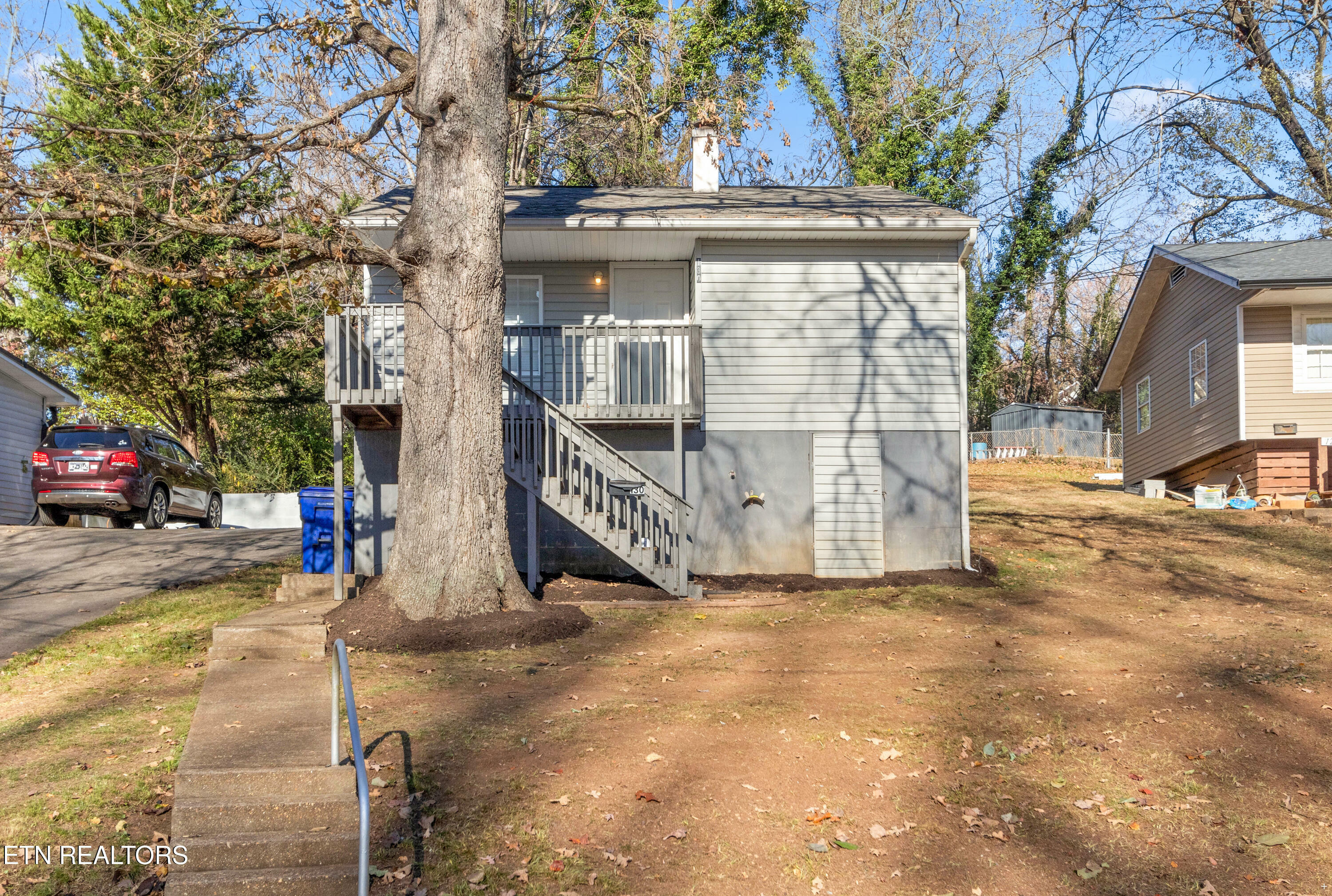 Property Photo:  130 E Wadsworth Circle  TN 37830 