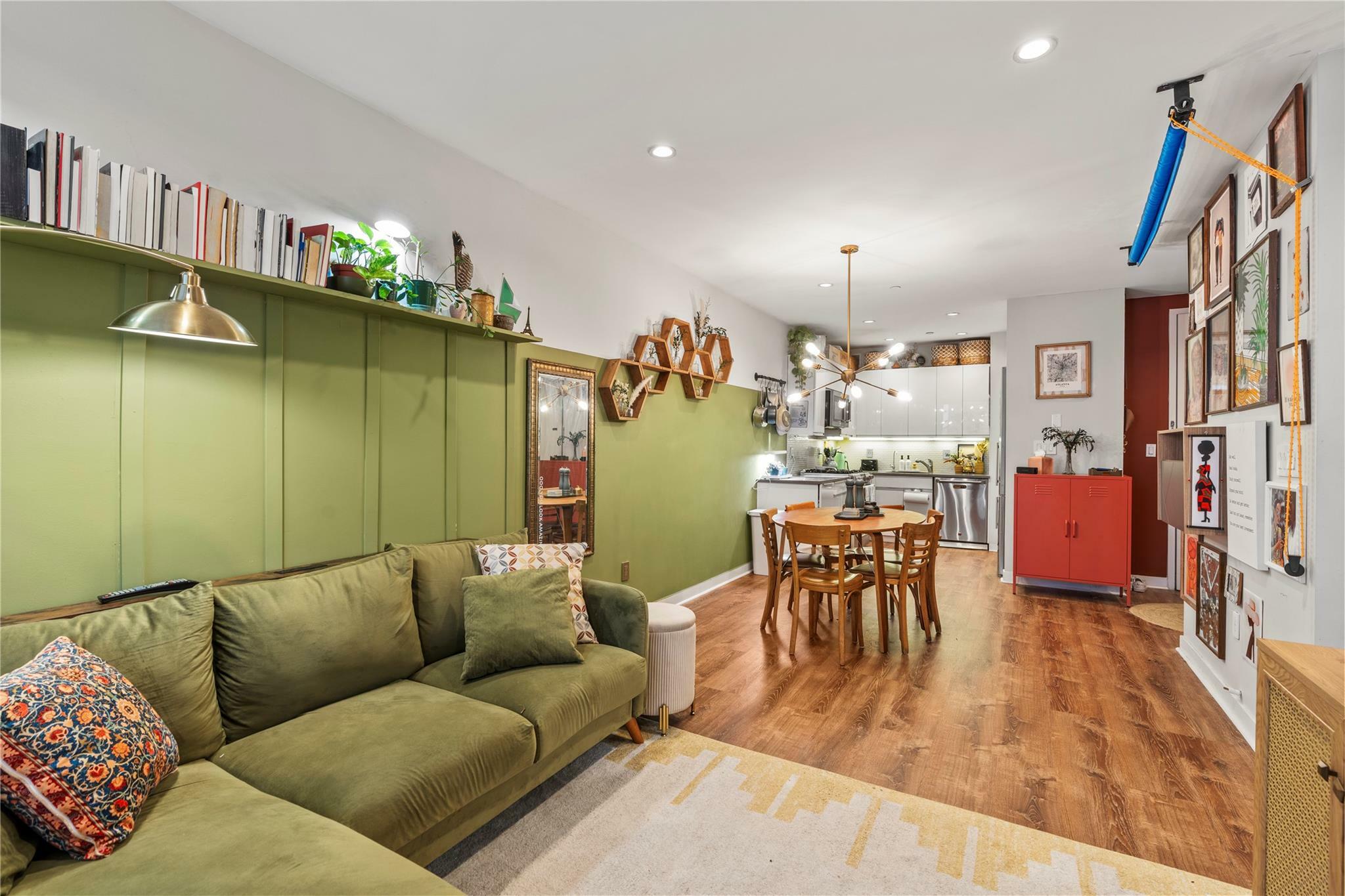 Property Photo:  753 Saint Nicholas Avenue 5B  NY 10031 