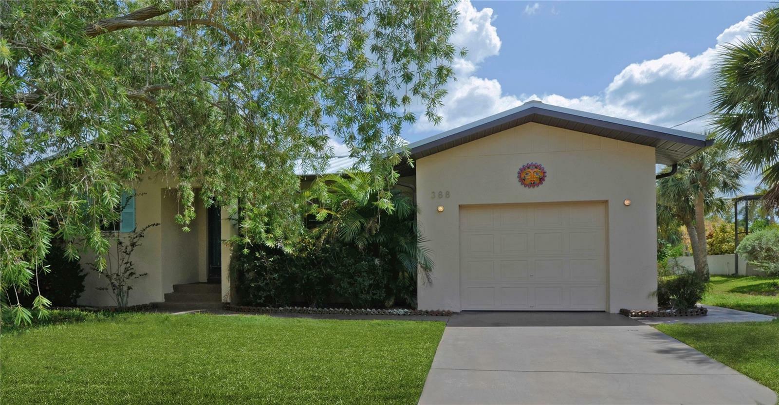 Property Photo:  388 Flamingo Drive  FL 34285 