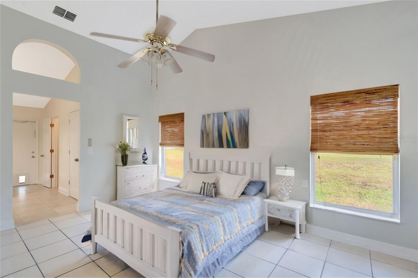 Property Photo: 3190 Lori Court FL 32738