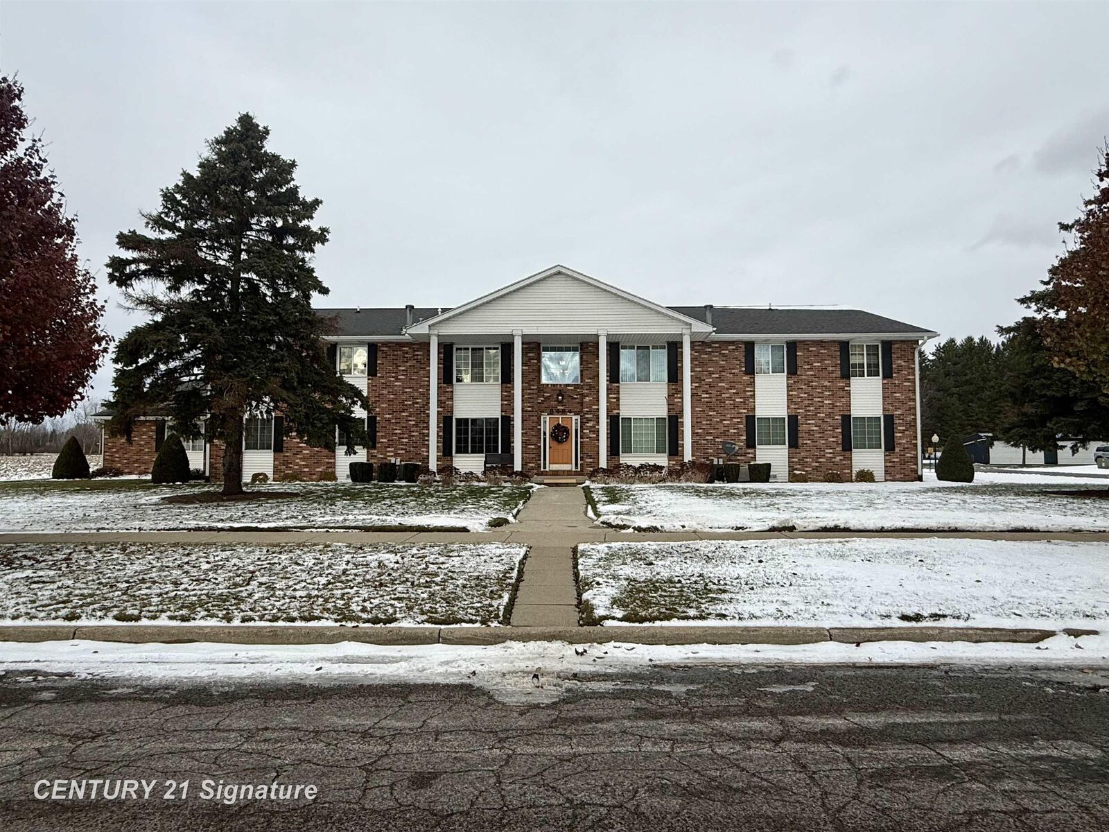 Property Photo: 8484 Shields Drive 202 MI 48609