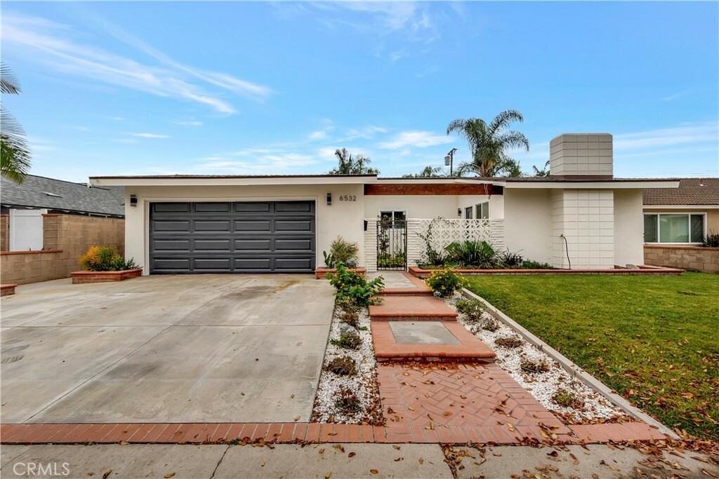 Property Photo:  6532 Rome Circle  CA 92647 