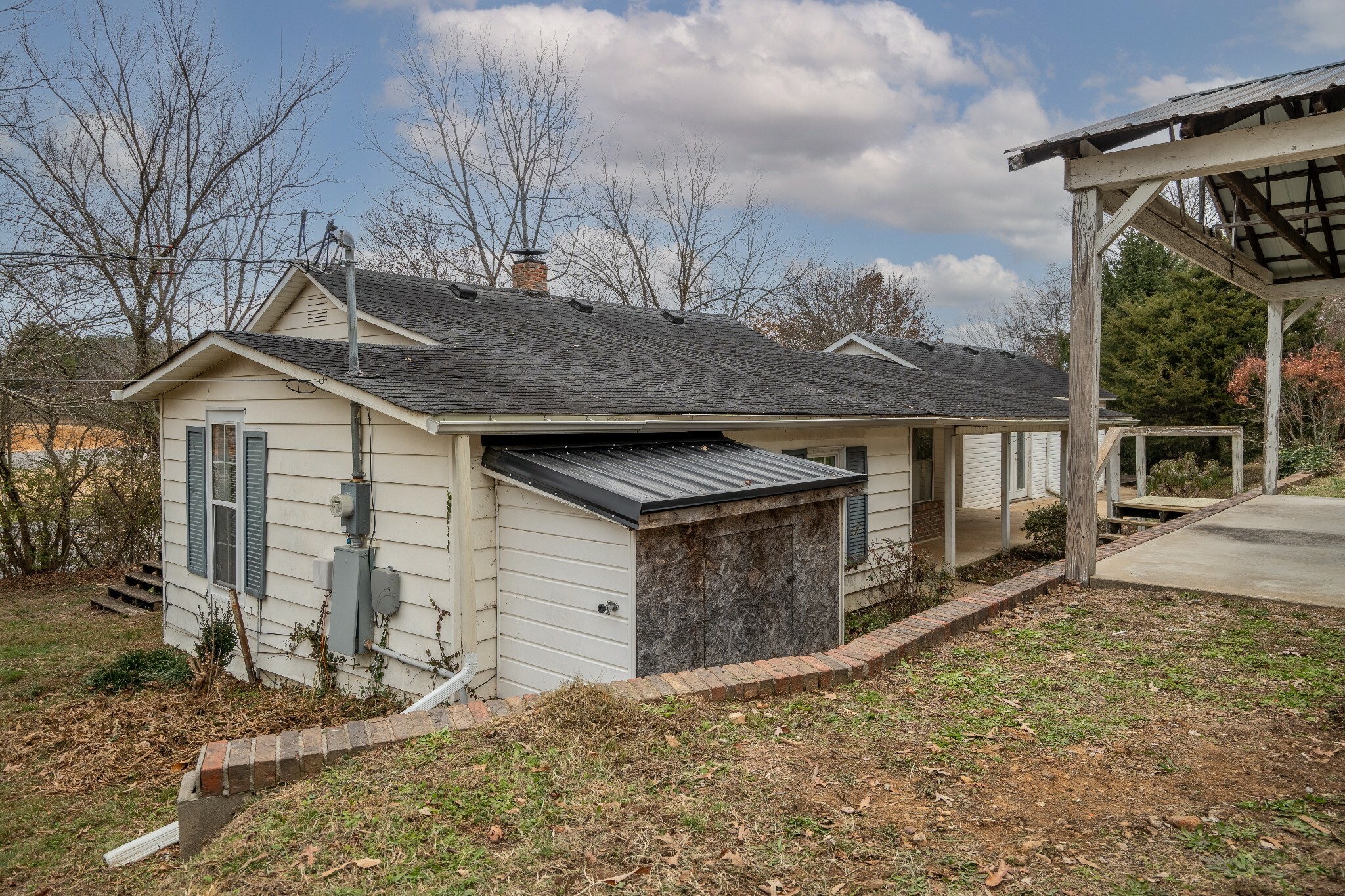 Property Photo:  2548 Highway 43 S  TN 38468 