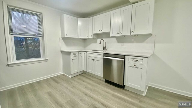 Property Photo:  250 Chase Avenue 2  NJ 07071 