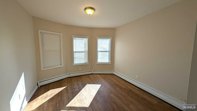 Property Photo:  51 Locust Avenue 1  NJ 07057 