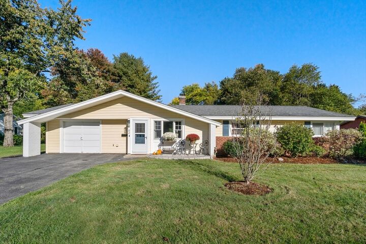 Property Photo:  62 Gregory Rd  MA 01701 