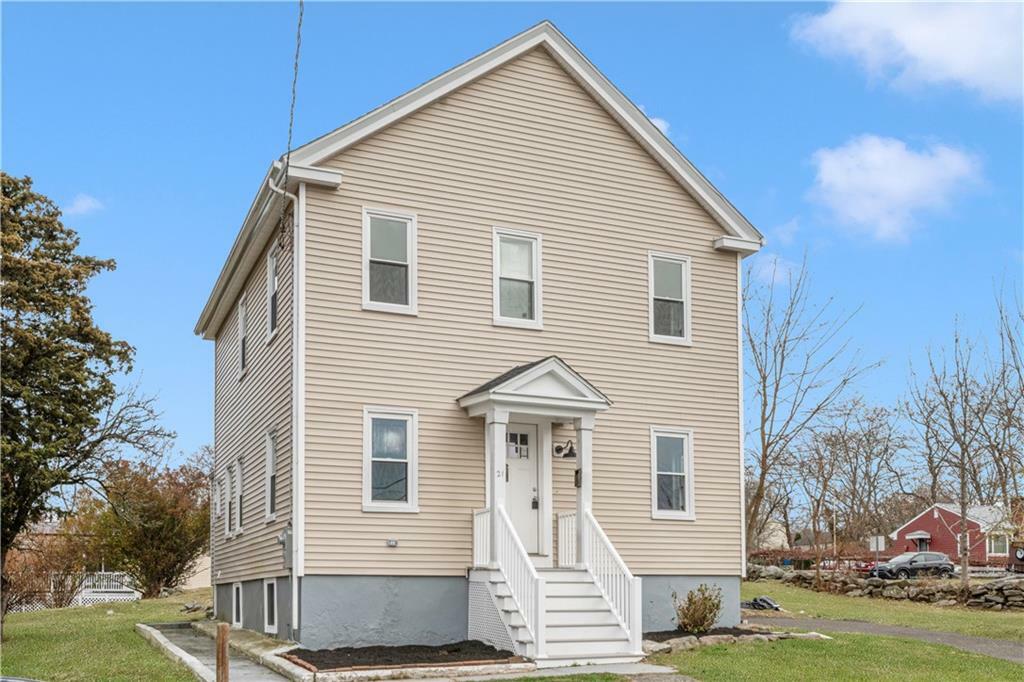 Property Photo:  21 Mason Avenue  RI 02809 