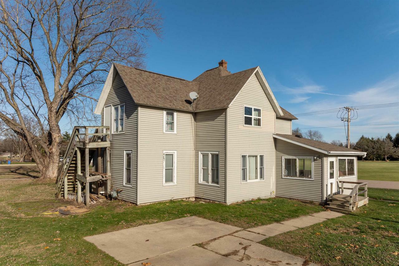 Property Photo:  181 East Franklin Street  WI 53969 