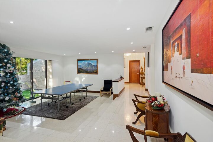 Property Photo: 7001 Robles St FL 33143
