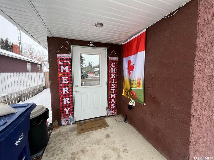 Property Photo:  317 Main Street  SK S0K 4L0
