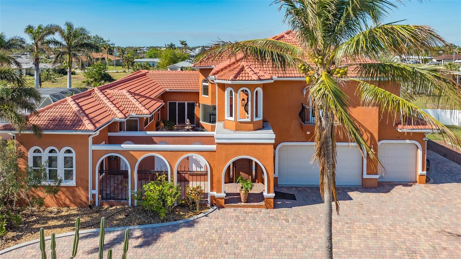 Property Photo: 108 Roselle Court FL 33952