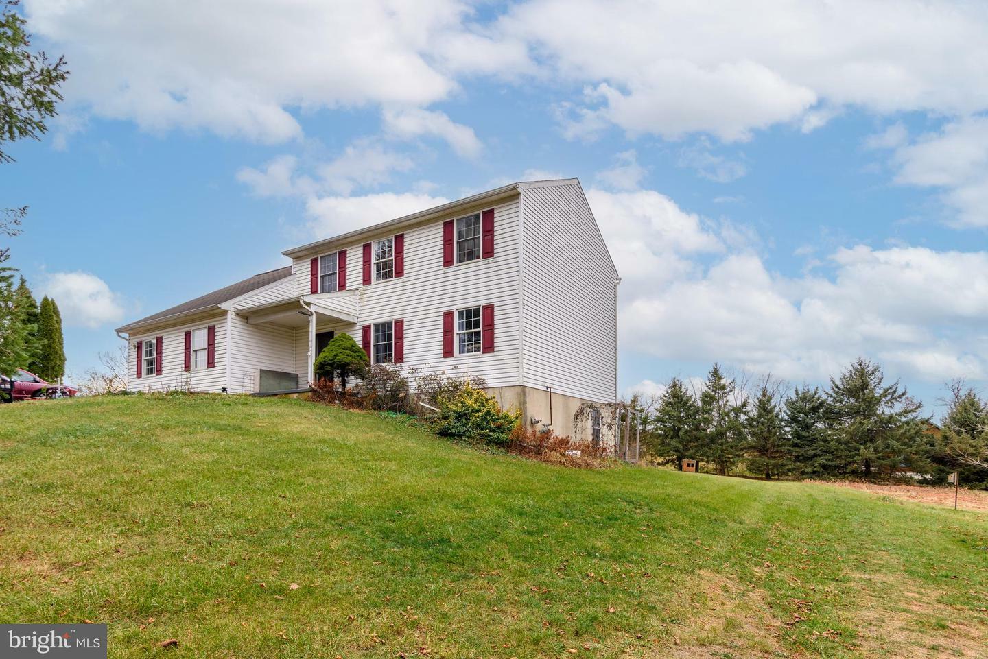 Property Photo:  605 Maytown Road  PA 17022 