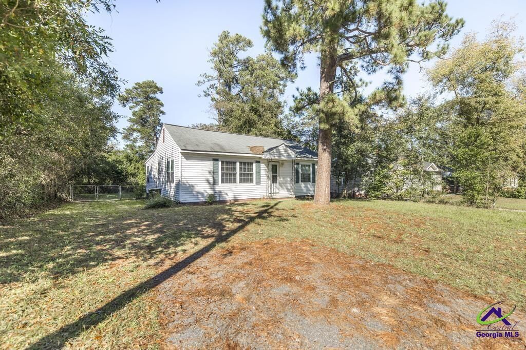 Property Photo: 603 McArthur Boulevard GA 31093