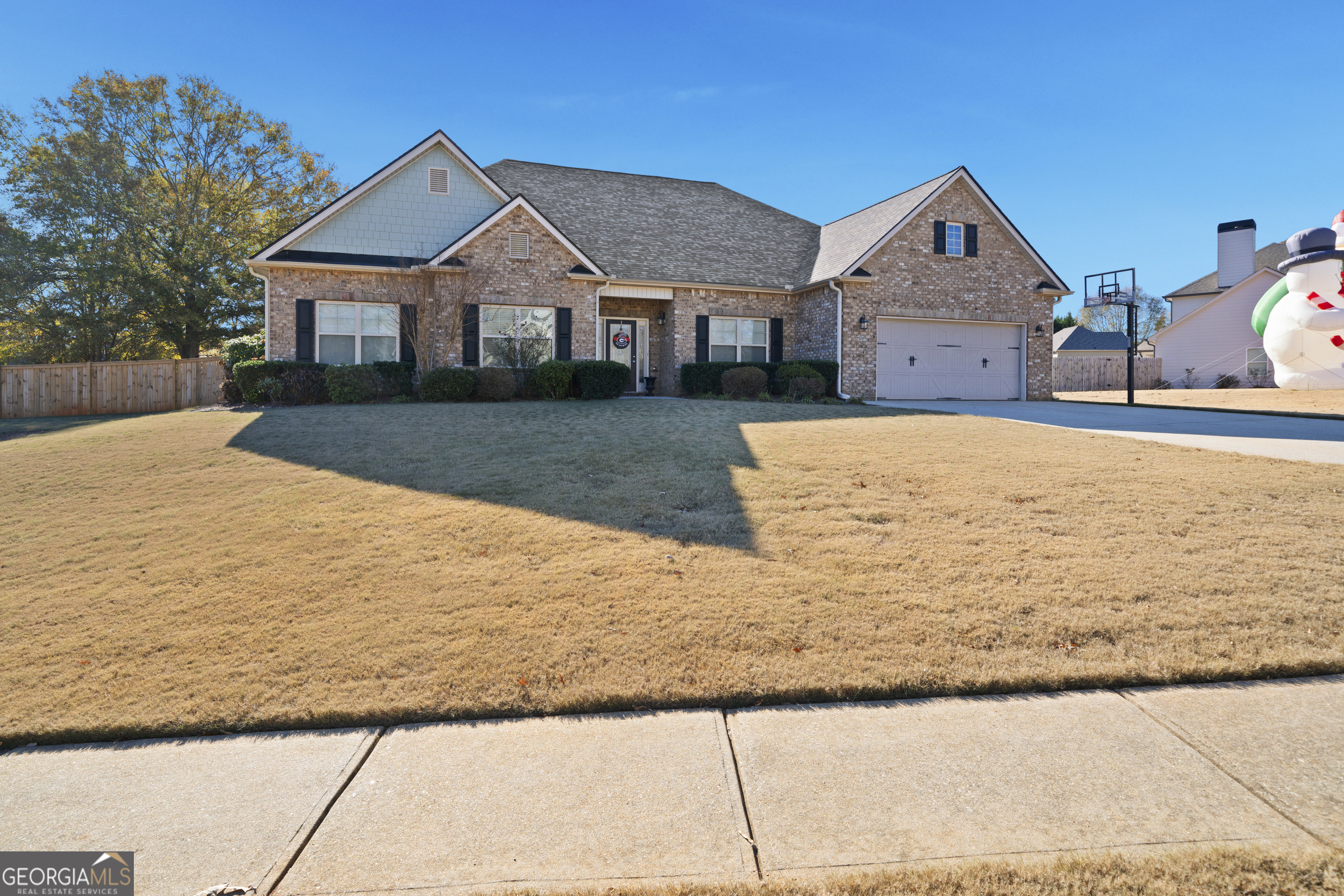 Property Photo:  5717 Pleasant Woods Drive  GA 30542 