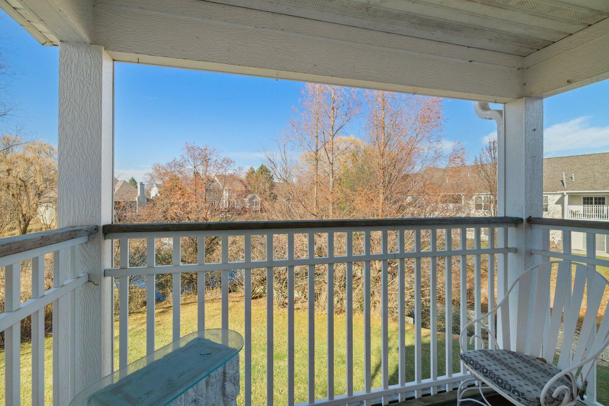 Property Photo:  878 Edgewood Glen Drive  IN 46385 