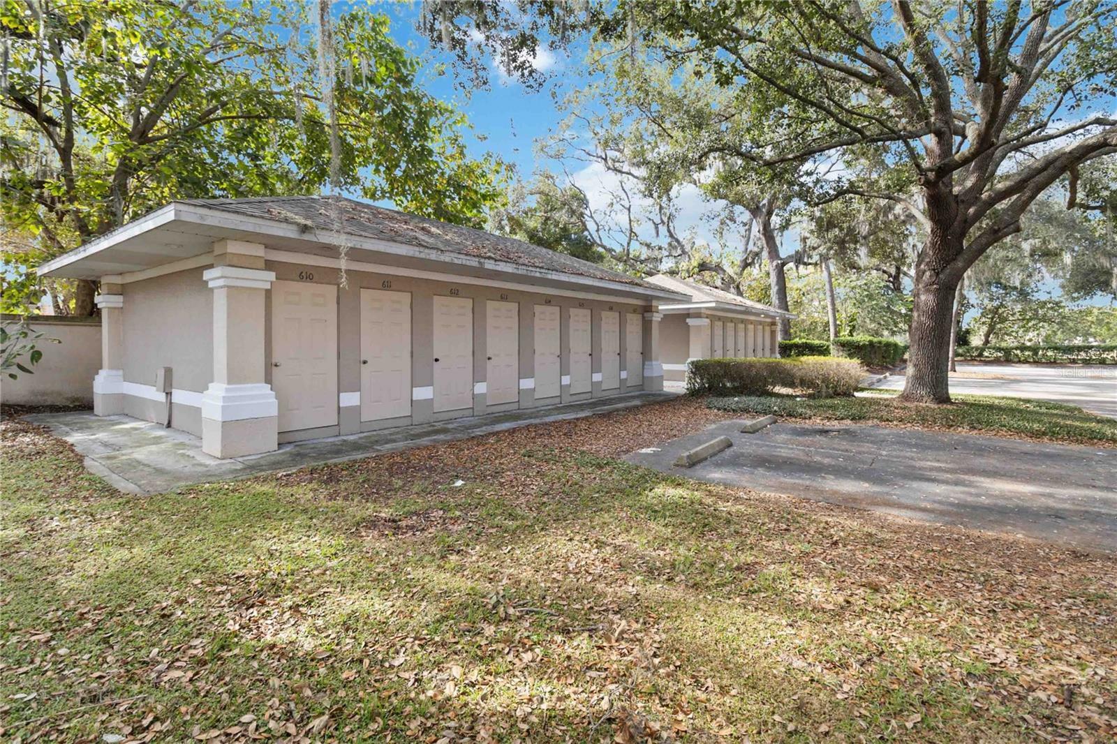 Property Photo:  1224 S Hiawassee Road 612  FL 32835 