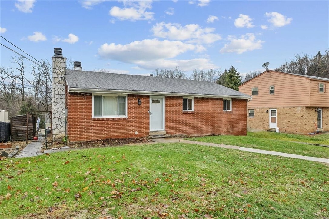 Property Photo:  110 Old Barn Dr  PA 15147 