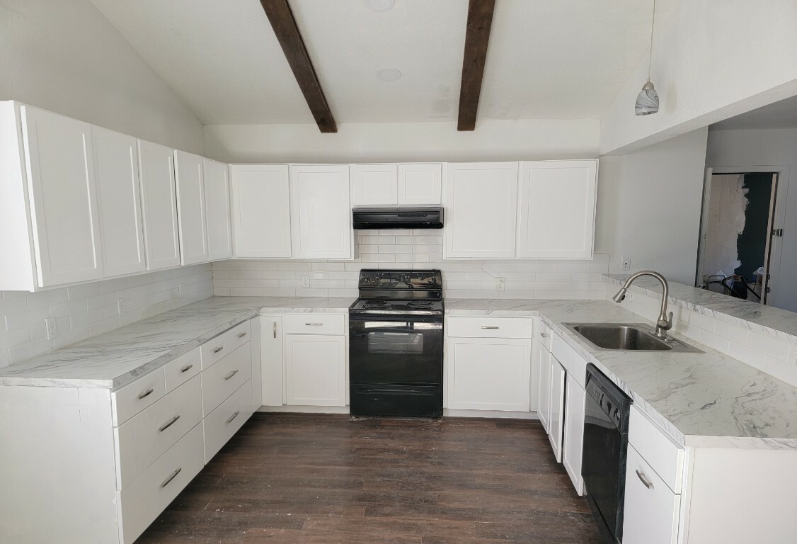 Property Photo: 1509 Wheless Lane TX 78723